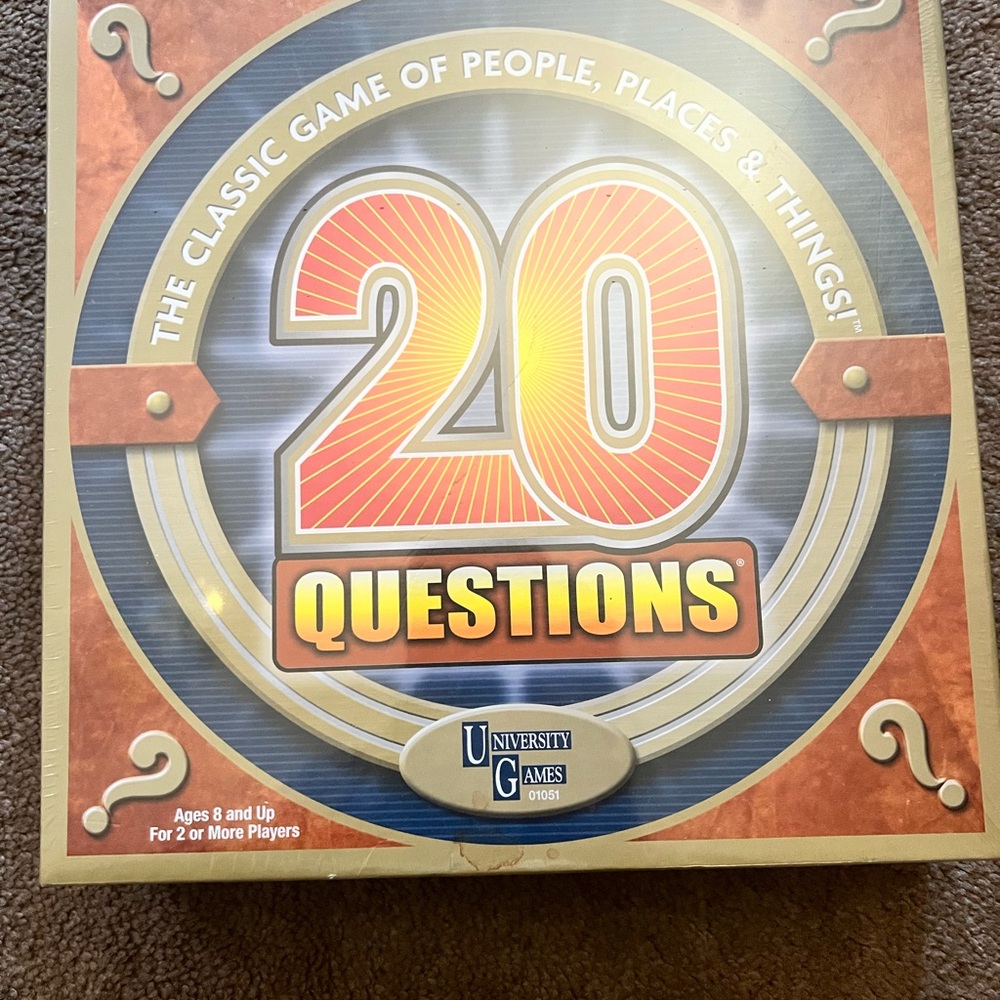 20 Questions Board Game - Red and Gold